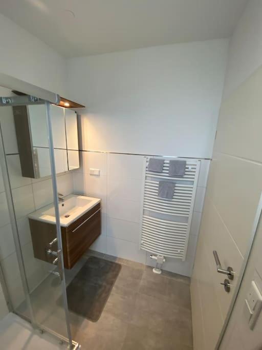 Neues Bungalow Fuer Bis Zu 4 Personen Oberhausen  Kültér fotó