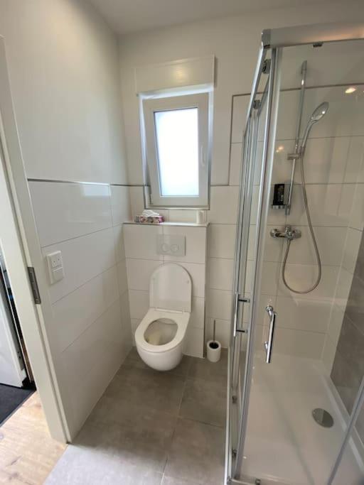 Neues Bungalow Fuer Bis Zu 4 Personen Oberhausen  Kültér fotó